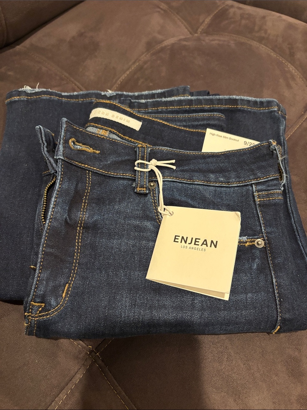 ENJEAN Dark Wash High-Rise Jeans